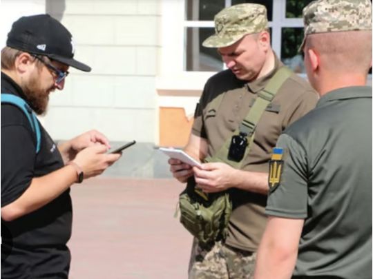 Залишилося зовсім мало часу: нардеп розповів, коли чоловікам почнуть надходити штрафи за неоновлення даних