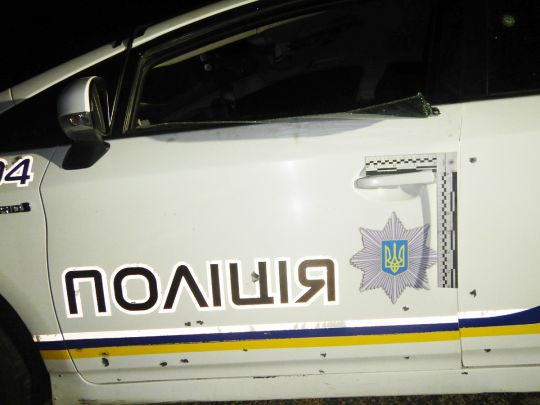 Злякався за п'яного товариша: житель Миколаївщини, рятуючись від погоні, підірвав автомобіль поліції (відео)