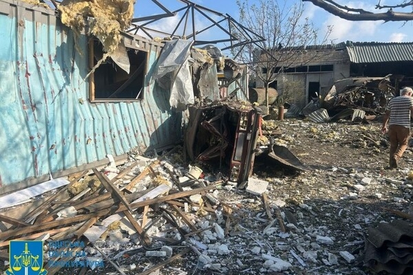 Ночью Одессу атаковали вражеские беспилотники: повреждены 27 домов, пострадал человек (обновлено)