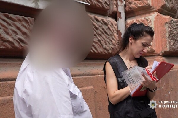 В Одессе сотрудник колледжа помогал устроиться на обучение уклонисту 