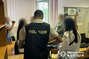 В Одессе работница морского ВУЗа требовала взятку за поступление 