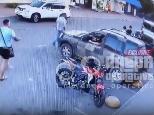 Депутат жорстоко побив військового просто посеред вулиці: що відомо