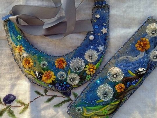 «Мої кольє-картини мають поціновувачів у багатьох країнах світу», — дизайнерка прикрас Оксана Гольська