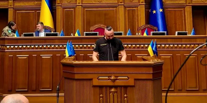 Провал постачання боєприпасів: Мінстратегпром вже змінено, на черзі — Міноборони