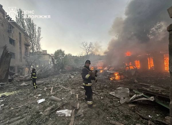 Російські терористи атакували Запоріжжя та Нікопольщину: цілили по мирній забудові