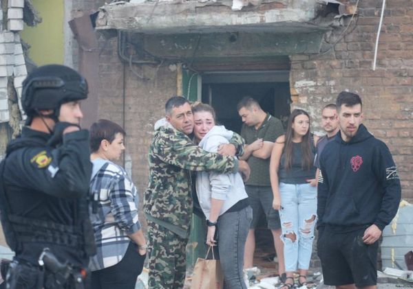 Російські терористи атакували Запоріжжя та Нікопольщину: цілили по мирній забудові