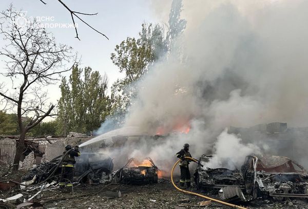 Російські терористи атакували Запоріжжя та Нікопольщину: цілили по мирній забудові