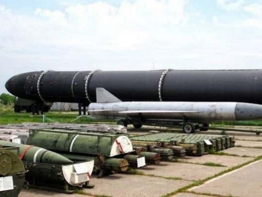 «В кремлі у путіна не настільки ідіотське оточення»: дипломат про застосування ядерної зброї