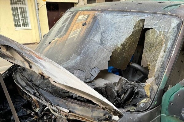 Поджигали военные автомобили и релейные шкафы: в Одессе объявили о подозрении трем мужчинам