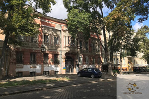 Новые названия: кто такой Всеволод Змиенко и почему в честь него переименовали улицу Дворянскую в Одессе