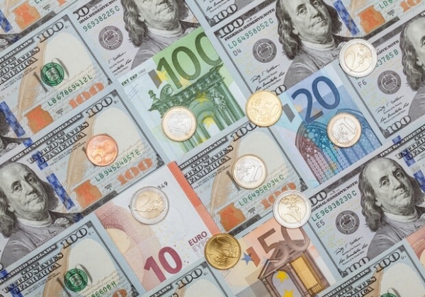 Курс валют в Украине 29 октября 2024: сколько стоит доллар и евро