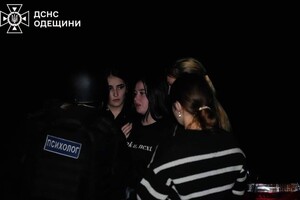 Баллистический удар по гражданской инфраструктуре в Одесском районе: среди погибших подросток, есть пострадавшие