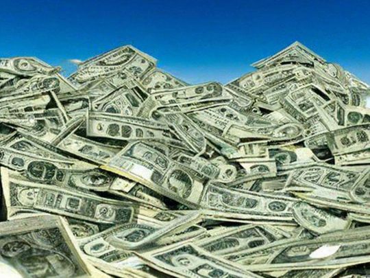Гроші поллються рікою: фінансовий гороскоп на листопад