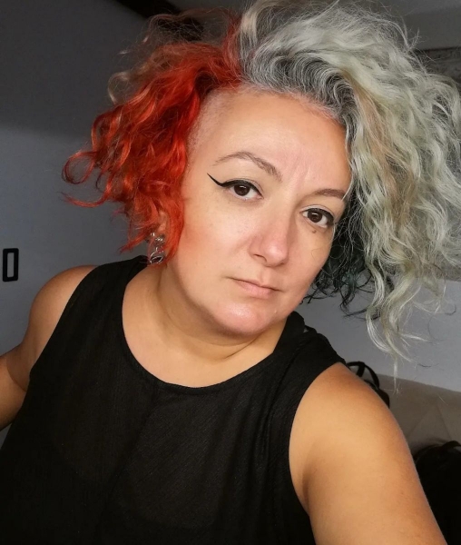 «Модне фарбування Bronde личить усім, незалежно від віку», — відома стилістка зачісок Крістіна Керестеш
