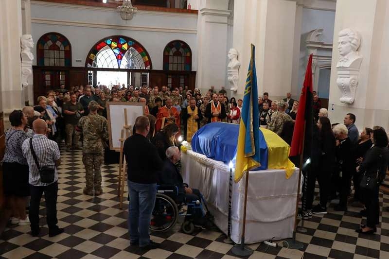 Пройшов бої за Соледар і Бахмут: на війні загинув підполковник з Львівщини
