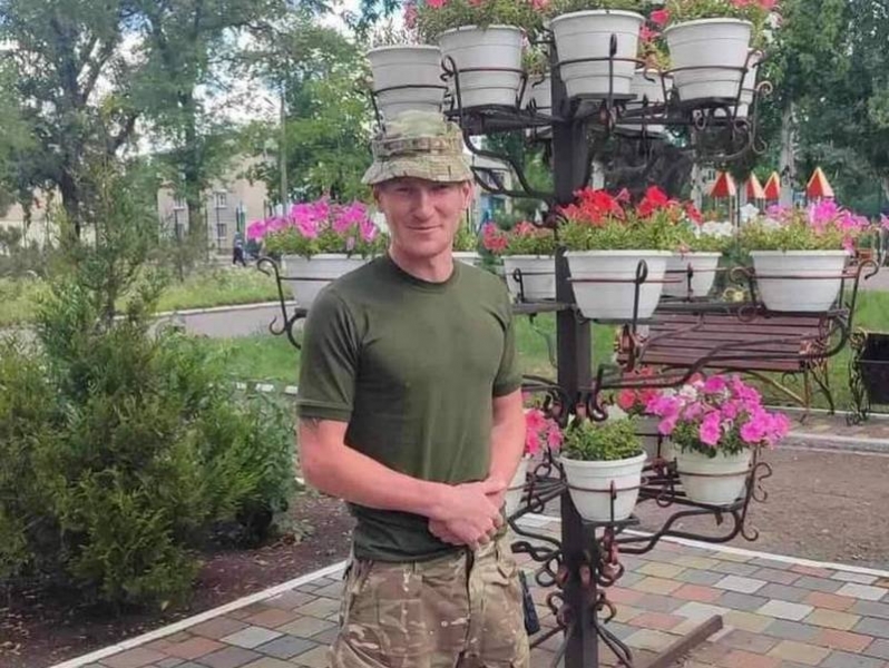 «Висуваємось в район виконання завдання. Можливо, це моє останнє відео»: прикриваючи відхід побратимів, загинув 21-літній «Фенікс»