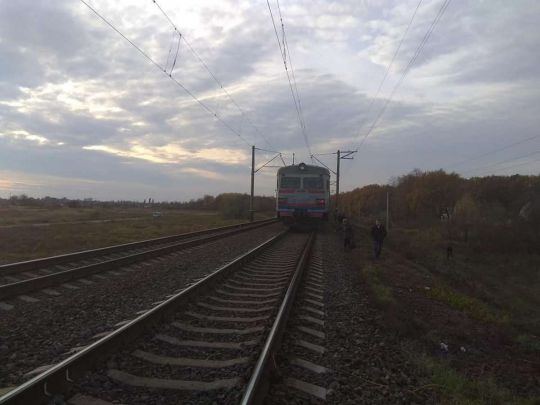 Внаслідок обстрілу порушено залізничне сполучення з Херсоном