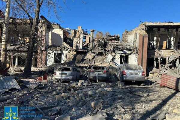 На месте "прилета" в Одессе развернули штаб помощи, прокуратура начала расследование (обновлено)