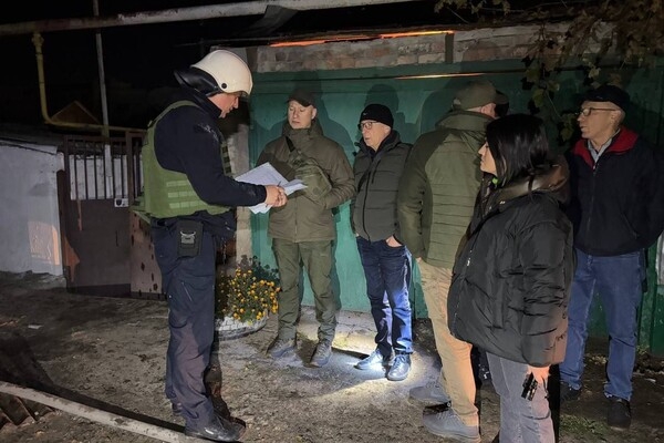 Погибший, возгорание газовых труб и пврежденная школа: последствия ночной атаки дронов в Одессе (фото, видео)