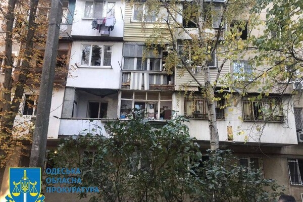 Подробности дроновой атаки Одессы: пострадали три многоэтажки, люди остались без газа и тепла