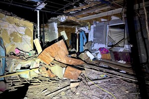 Последствия ночной атаки Одессы: пострадали два человека, убило собаку (фото, видео)