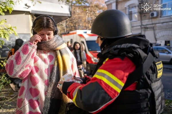 На месте "прилета" в Одессе развернули штаб помощи, прокуратура начала расследование (обновлено)