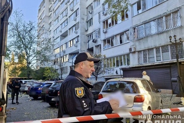Подробности дроновой атаки Одессы: пострадали три многоэтажки, люди остались без газа и тепла