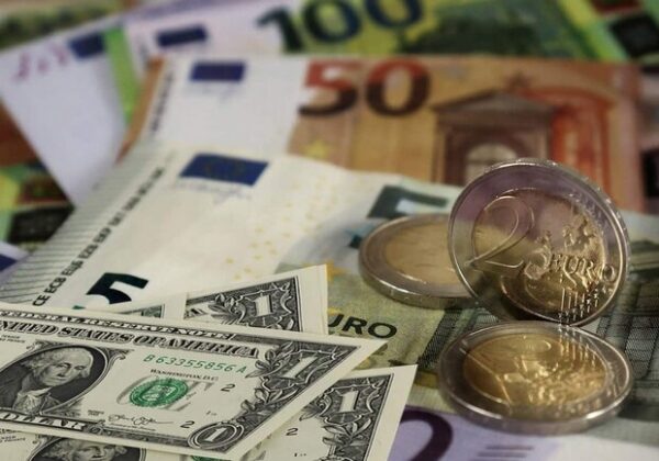 Курс валют в Украине 27 ноября 2024: сколько стоит доллар и евро