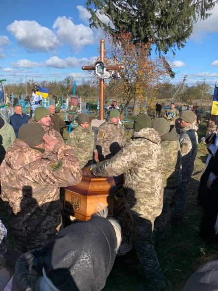 Безпілотник скинув вибухівку: в бою під Покровськом загинув воїн з Хмельниччини