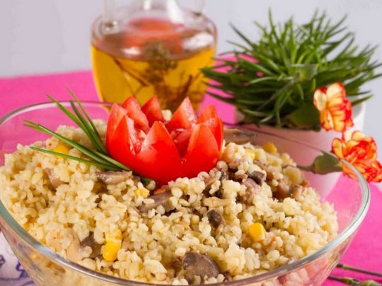 Булгур з грибами й кукурудзою: ситний та корисний обід