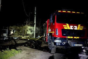 Последствия ночной атаки Одессы: пострадали два человека, убило собаку (фото, видео)