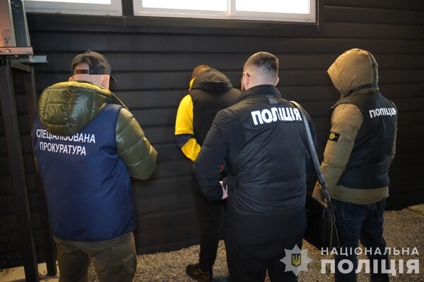 Обещали отсрочку от мобилизации: под Одессой поймали двух работников ТЦК