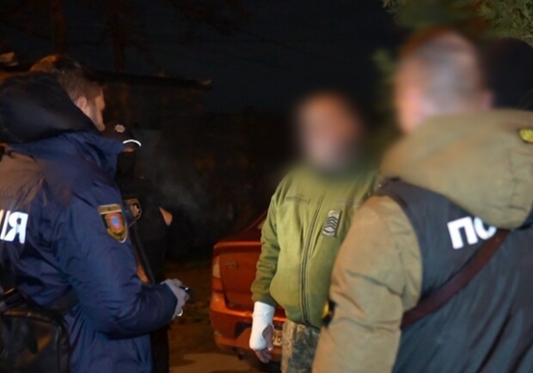 Обещали отсрочку от мобилизации: под Одессой поймали двух работников ТЦК