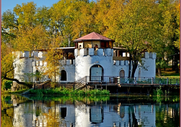 Дюковский парк пытаются вернуть городу