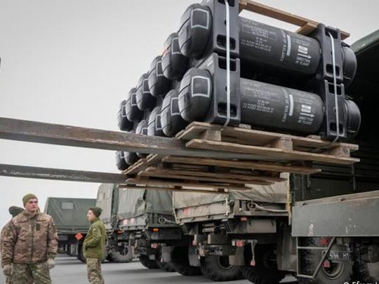 Не передали Україні половину обіцяної зброї: Зеленський про відносини з партнерами