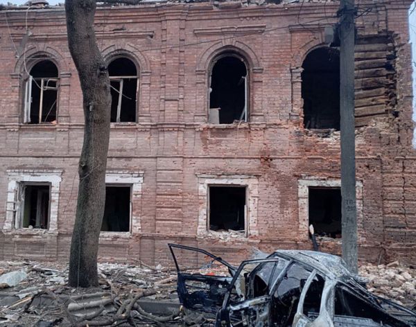 Росіяни вдарили ракетою по Сумах: є загиблі й поранені