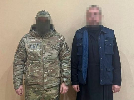 СБУ завадила клірику УПЦ шпигувати за захисниками Харкова (фото)