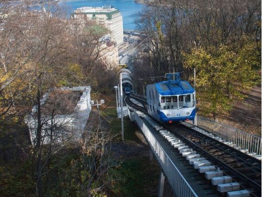 У Києві призупинено рух фунікулера: в чому причина