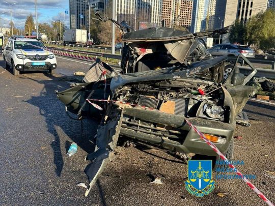 У смертельній ДТП за участю автобуса у Києві постраждали військові: у прокуратурі назвали причину автокатастрофи (фото)