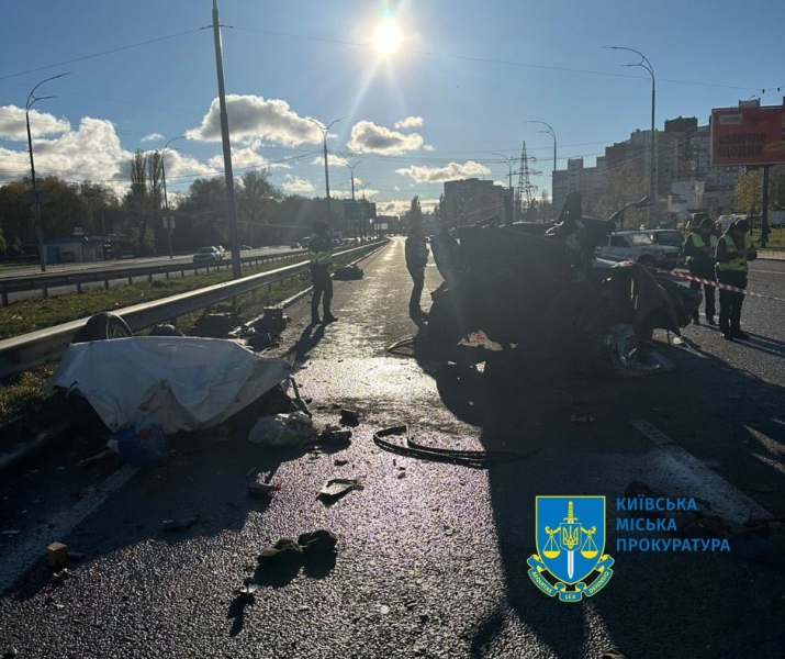 У смертельній ДТП за участю автобуса у Києві постраждали військові: у прокуратурі назвали причину автокатастрофи (фото)