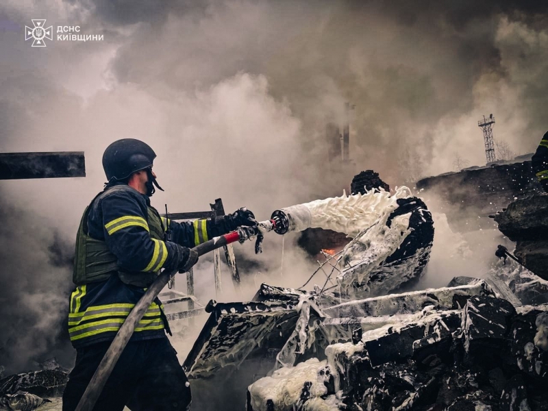 Вперше за останні 73 дні: у військовій адміністрації Києва розповіли деталі ранкової атаки на столицю (фото)