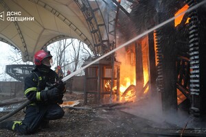 В Аркадии в неработающем заведении возник пожар: погиб мужчина
