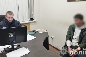 В Одесской области два подростка подожгли почту на заказ