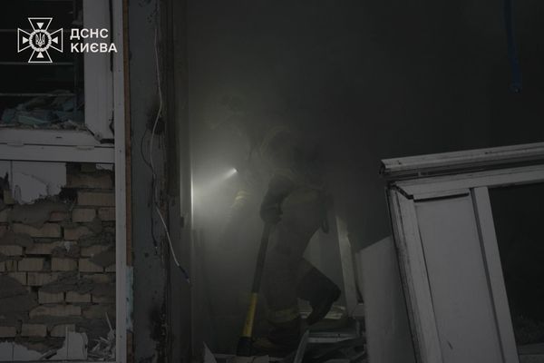 Атака терористів по Києву: одна людина загинула і одна постраждала, виникли пожежі, пошкоджено тепломагістраль