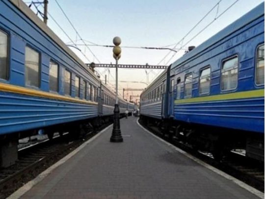 До 5 тисяч доларів з одного поїзда: з чим пов'язані обшуки в «Укрзалізниці»?