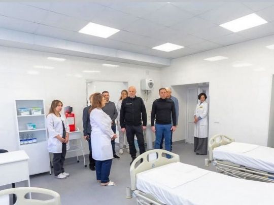 Якісне лікування на найвищому рівні: мер Кам’янського Білоусов про відновлення лікарні швидкої допомоги