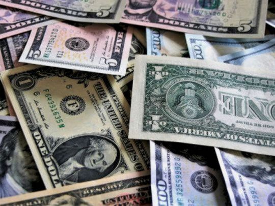 Курс долара у Новий рік: чого чекати від американської валюти