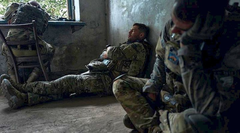 «Наразі російська армія диктує нам умови, але не вважаю, що вже настав час констатувати факт, що Україна програє», — Віктор Муженко