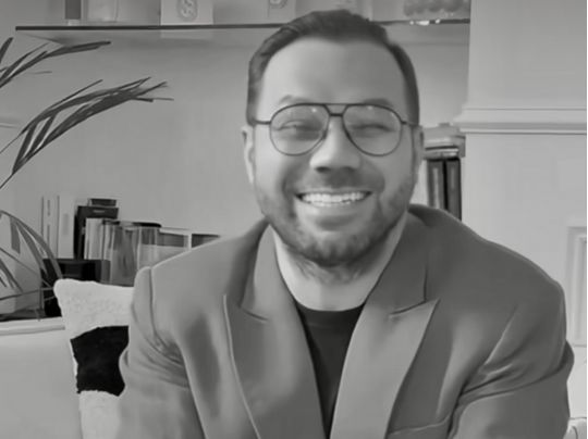 Не треба обмежувати себе: дизайнер розповів, у чому зустрічати Новий рік