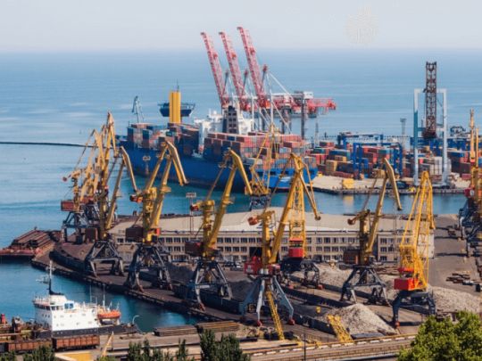 Підприємці скаржаться на дії БЕБ в Одеському морському торгівельному порту: що відбувається
